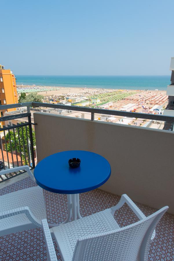 Hotel 2000 Rimini Exteriér fotografie