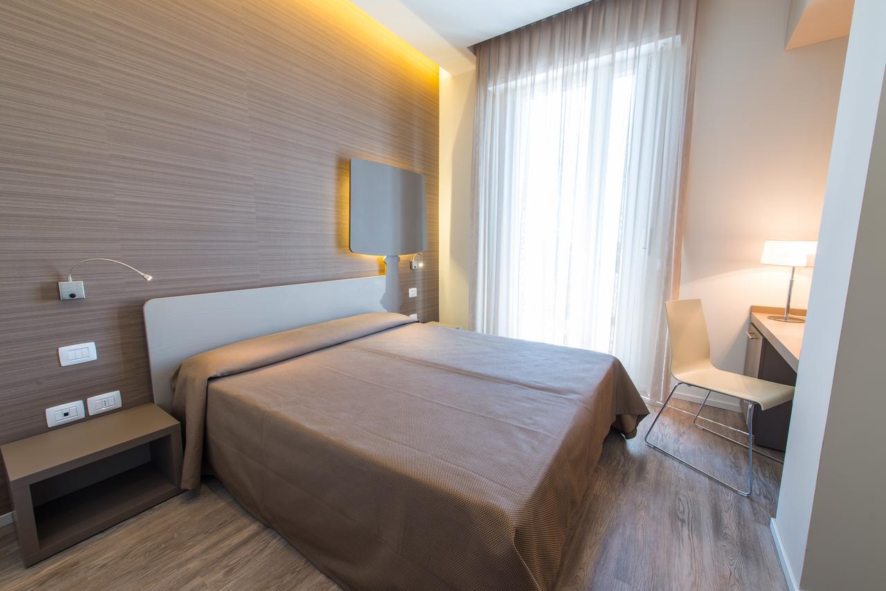 Hotel 2000 Rimini Exteriér fotografie