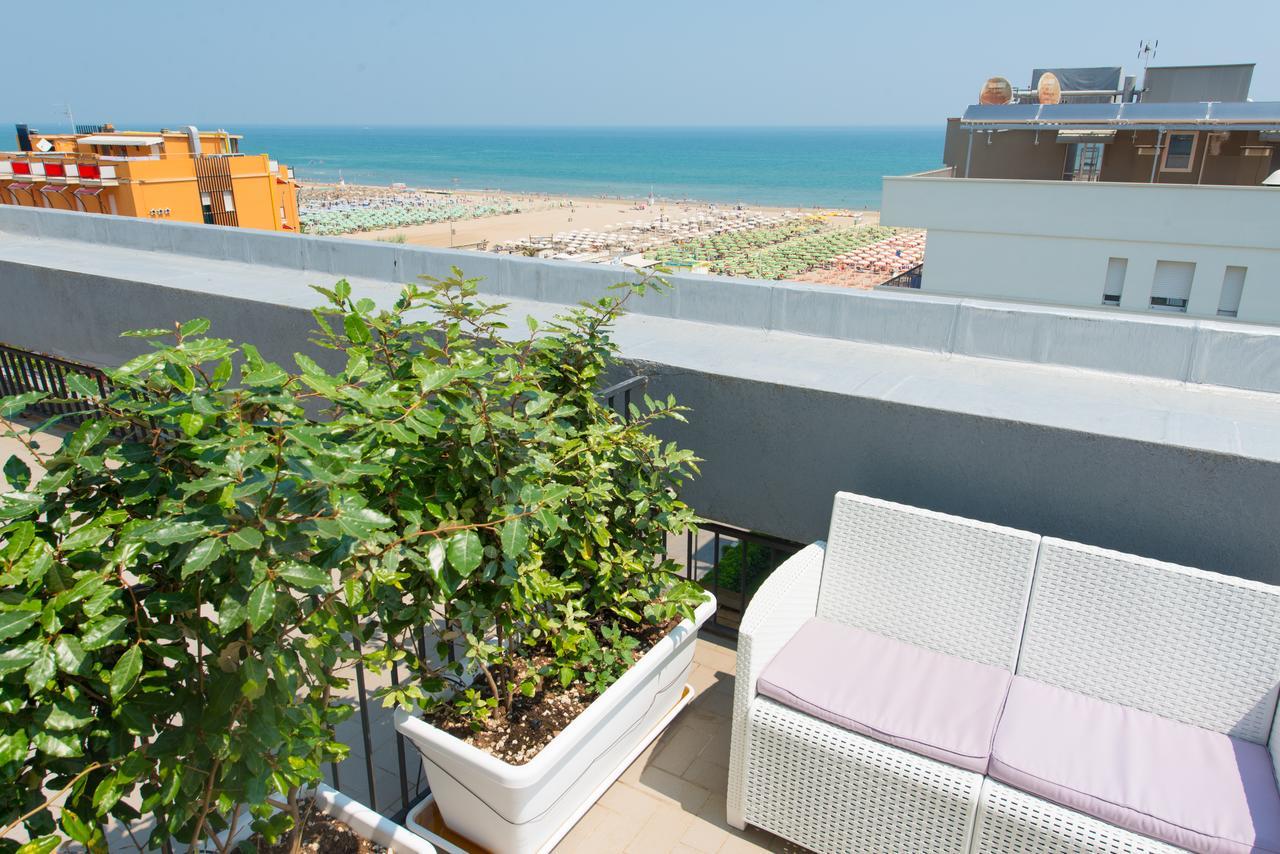 Hotel 2000 Rimini Exteriér fotografie